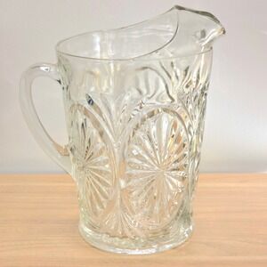 Vintage Anchor Hocking Starburst Medallion Heavy‎ Pressed Glass Pitcher